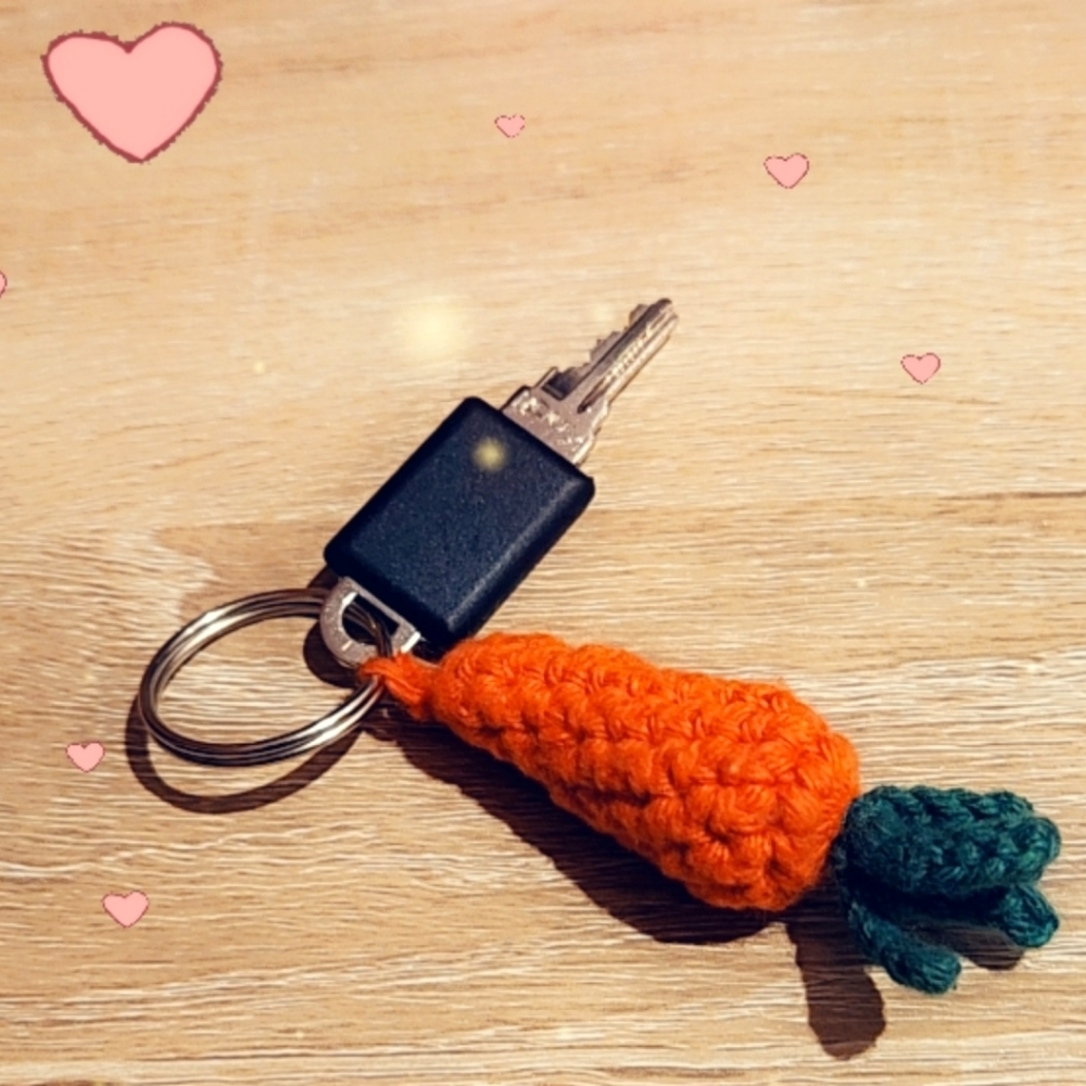 NWT Brand New Handmade Carrot Keychain or Handbag Charm!